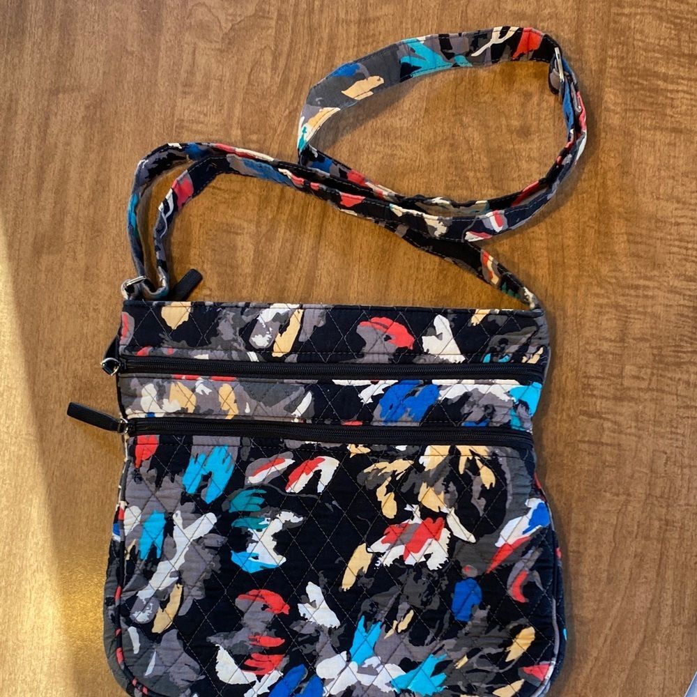 Vera Bradley Crossbody Bag – Abstract Multicolor Pattern